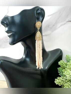 💛Gold Tone Beaded Tassel Earrings